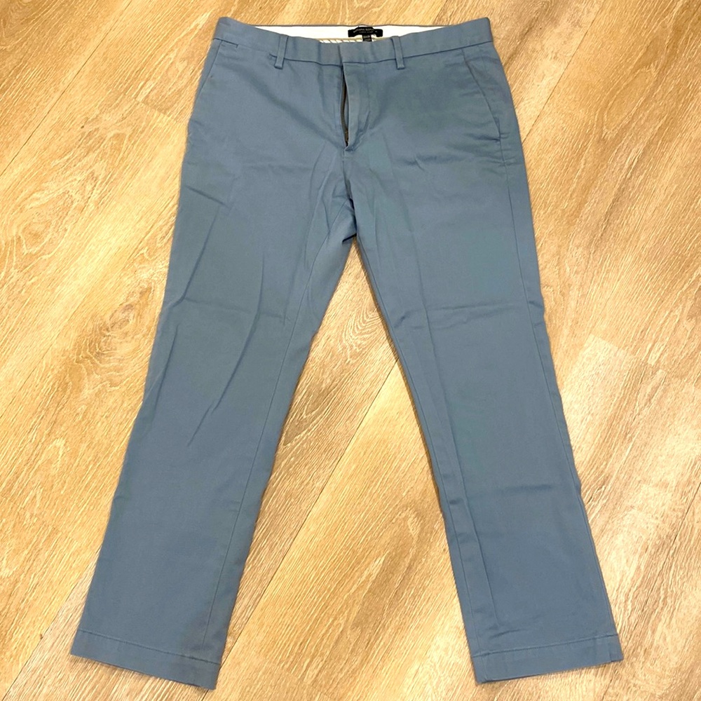Banana Republic Aiden Chinos - 33/30
